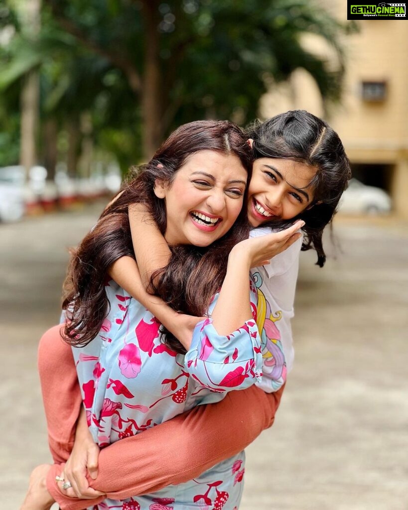 Juhi Parmar Instagram - My most favourite pictures are the ones where we are lost in our laughter and smiles! Its truly a blessing to giggle, laugh and enjoy the smallest treasures of life from your eyes my little Ginni! #love #loveyou #mylifeline #lifeline #mother #motherhood #motherdaughter
