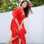 Juhi Parmar Instagram – Unique without a mould that can be replicated đŸ˜‡ That’s the goal!
#standtall #believe #selflovejourney #selflove
Location: @kazuza.mumbai
Outfit: @howwhenwearclothing
Styling: @deeti.mehta
Assistant: @snehatiwari05
Makeup: @makeupbysheryl.b
PR & Management Agency: @brandnbuzz