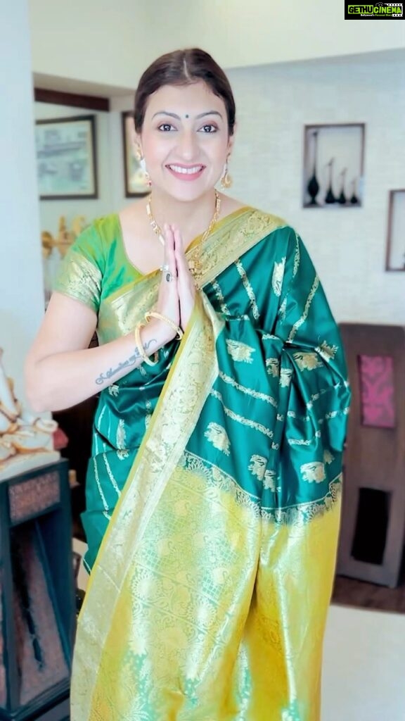 Juhi Parmar Instagram - One of the days of the year when I love getting ready has to be during Ganapti festival! Welcoming Ganpati Bappa is a special tradition , with it so is dressing up and that too like every year in a saree..the most traditional and beautiful attire for an Indian woman. So here’s my first #GetReadyWithMe as I get ready for Ganpati ji! #GRWM #ganpati #ganpationreels #getreadywithjuhi #ganaptiwithparmars #ganpati2023 #indianattire #saree #reels #reelsinstagram #reelsvideo