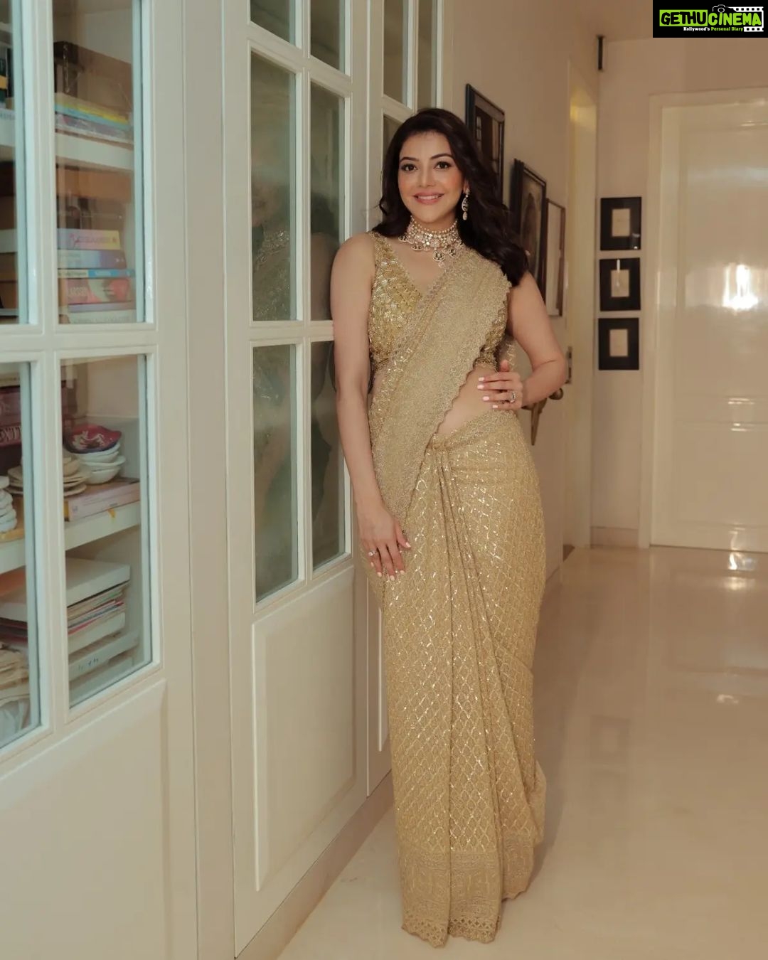 Kajal Aggarwal Instagram - Modak, Laadu and Morya ! Always grateful for the blessings baapa has showered on us❤️🙏🏻 Bolo Ganpati Baapa....😉🙏🏻 #ganeshchaturthi . . . . Wearing : @jade_bymk ❤️ Jewels: @ghanasinghfinejewels Hughes Road , Mumbai @kkloudsmedia MUA: @makeoverbykausar