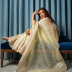 Kajal Aggarwal Instagram - Aisi Adaa dekhi...💫 Wore this beautiful saree from @xiti_weaves Thank you for dressing me in sheer elegance for the very special pre glimpse event of #Satyabhama. #Satyabhama #sareelove #grace #lovethelook #xitiweaves Stylist - @archamehta @rashmi_angara Jewellery - @amrapalijewels 📸: @rohan.foto :)