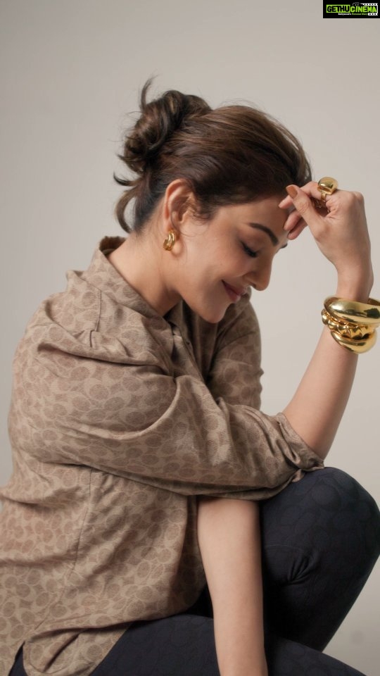 Kajal Aggarwal Instagram - Who wins 🧠 or ❤️? 👔: @coach @paulsmithdesign Jewellery:@misho_designs 📸: @viragdesaifilms 💯 💄:@fab_beauty___ 💇♀️:@arvindkumarr_hair Studio:@thehoneststudios Fashion Stylist:@anjalibiyani_
