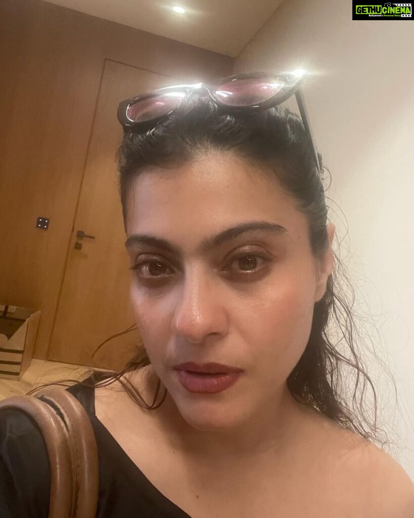 Kajol Instagram - Feeling this Friday glow … going all the way into my weekend 🤩🤩🤩🤩 #tgif