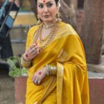 Kamya Punjabi Instagram - Jai Skandamata ki ❤️ Skandami, which means 'mother of Skanda (Kartikeya)', is honoured on the fifth day of Navratri. She is the fifth incarnation of Goddess Durga and represents compassion and motherhood. She is dressed in yellow and rides on a lion. The colour of the day is yellow, which represents joy and optimism. It also represents happiness, cheerfulness and brightness. On this day, wearing yellow brings Skandamata's benefits of joy, abundance and harmony. Yellow Day 💛 #navratricolours #didun