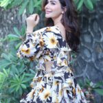 Kangna Sharma Instagram - Only Good Vibes ❤️ clicked by - @ilmanaazphotography1 makeup&hair 💄- @makeup_asfaque designer- @veronica_raichand