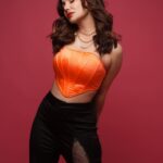 Kangna Sharma Instagram - 🍊just a Girl Who Loves Orange 🍊 Photograper- @faizialiphotography MUA - @makeup_asfaque