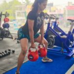 Kaniha Instagram – Lifting weights does NOT make women huge and bulky!!

Cupcakes do 😉😊🥰😝🤪😛

As always Loving my resistance days @f45_neelankarai 

#fitnessmotivation
#stayhealthy #fitness #nopainnogain
