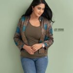Kaniha Instagram - Bloom at your own pace. What's the hurry?! 📷@lotmore.in @subhashmaheswar #liveandlearn #bekind #lifeisbeautiful #smile
