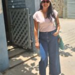 Kaniha Instagram - One day at a time. Always making memories!! #happiness #selfcare #selflove #pinkanddenim #casual #lifeisbeautiful East Coast at Madras Square