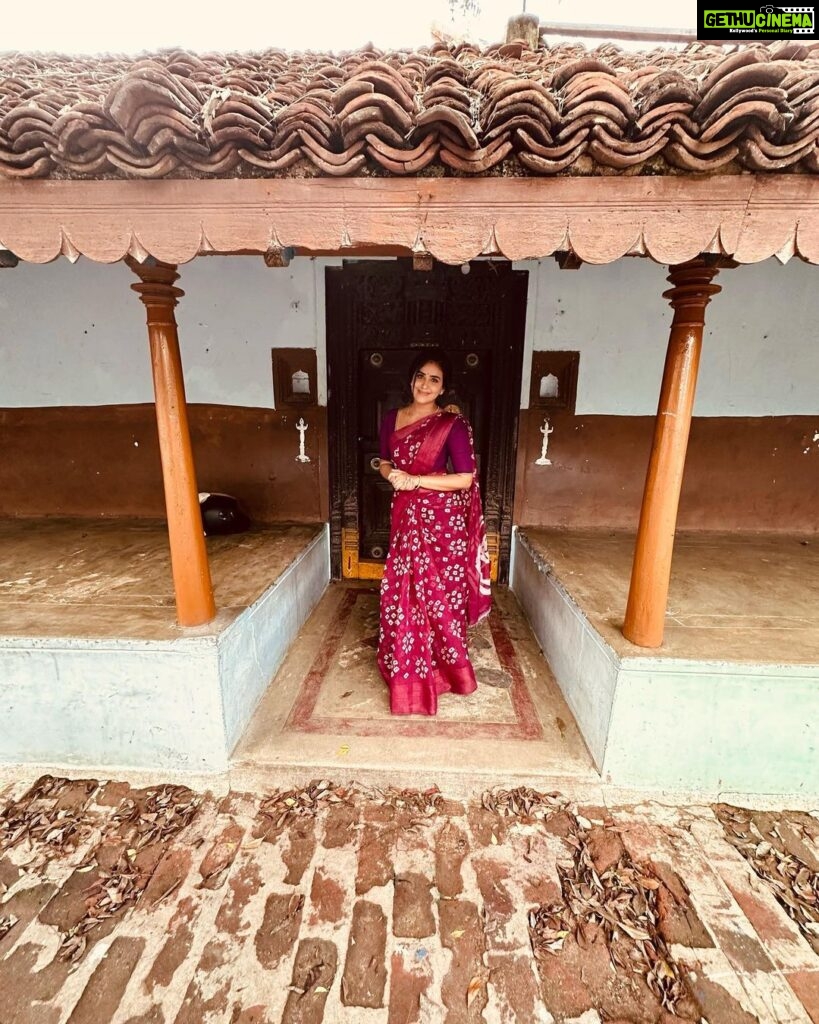 Kanmani Manoharan Instagram - #kanmanimanoharan✨ #amuthavumannalakshmium @zeetamizh @zee5tamil #zeetamil #zee #zeetelevision #amutha #actress #model #shooting