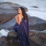 Kanmani Manoharan Instagram - #kanmanimanoharan✨ #never ending beach love ❣️ Beautiful shots @dhanush__photography