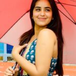 Kanmani Manoharan Instagram - #kanmanimanoharan✨ #rain #love #happyface #selflove #peace #vibe #goodvibes