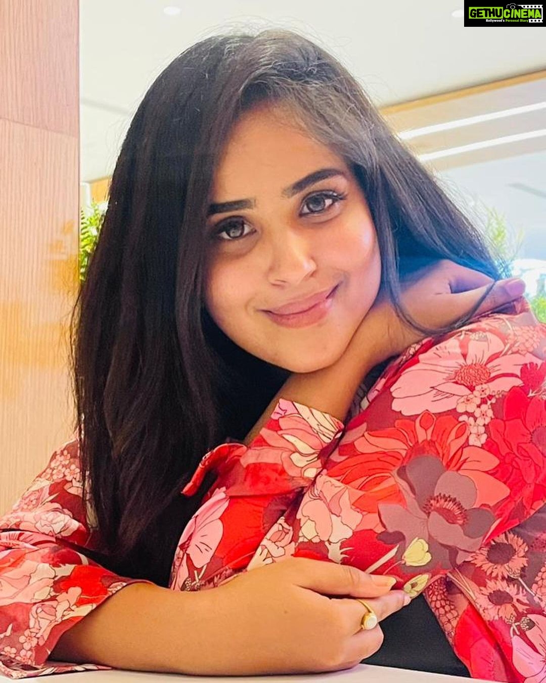 Kanmani Manoharan Instagram - #kanmanimanoharan✨