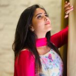 Kanmani Manoharan Instagram – #kanmanimanoharan✨ 

Outfit @tag_a_clothing_brand