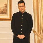 Karan Johar Instagram - Humbled…Honoured and just so Happy to receive the prestigious national award, the SPECIAL JURY AWARD for SHERSHAAH…. In @manishmalhotra05 styled by @ekalakhani 📷 @sheldon.santos