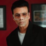 Karan Johar Instagram - Thank you @goldhouseco for inviting me to be in conversation with the incredibly talented designer, cultural commentator and my dearest friend @troublewithprabal the comfort we shared was reflective in our conversation… from my insecurities and anxieties to my celebrations and joy… it felt both cathartic and satisfying…. A huge shout out to the warm and absolutely wonderful audience…. Grateful for the love …..🙏🙏🙏🙏🙏 Gold House: @goldhouseco, @hibairshad Photography: @yeahokayali Videography: @_siv Venue: @nyuskirball Tabla & Dhol: @nihalsinghlive Dancing: @rohitgijare Jhumkas: @blossomboxjewelry