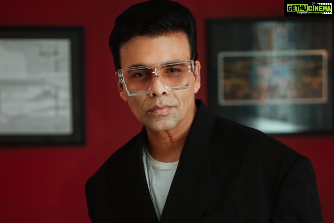 Karan Johar Instagram - Thank you @goldhouseco for inviting me to be in conversation with the incredibly talented designer, cultural commentator and my dearest friend @troublewithprabal the comfort we shared was reflective in our conversation… from my insecurities and anxieties to my celebrations and joy… it felt both cathartic and satisfying…. A huge shout out to the warm and absolutely wonderful audience…. Grateful for the love …..🙏🙏🙏🙏🙏 Gold House: @goldhouseco, @hibairshad Photography: @yeahokayali Videography: @_siv Venue: @nyuskirball Tabla & Dhol: @nihalsinghlive Dancing: @rohitgijare Jhumkas: @blossomboxjewelry