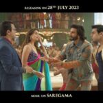 Karan Johar Instagram - Mother side ho ya father side, inki prem kahaani is surely going to be a ride!😂 #RockyAurRaniKiiPremKahaani, in cinemas near you on 28th July! #RRKPK @aapkadharam #JayaBachchan @azmishabana18 @ranveersingh @aliaabhatt @apoorva1972 @ajit_andhare @_ishita_moitra_ @shashankkhaitan @gogoroy @somenmishra @dharmamovies @viacom18studios @saregama_official