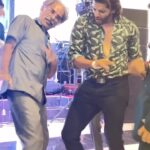 Karanvir Bohra Instagram - IF SOMEONE IS DANCING LIKE NO ONE IS WATCHING…. JOIN THEM 😂