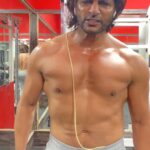 Karanvir Bohra Instagram - Something crazy coming up…. Can’t contain, but will have to 🔥🔥🔥