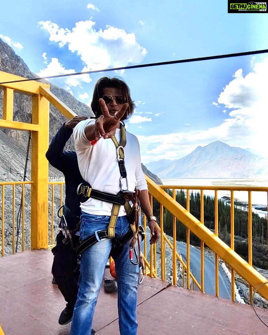 Karanvir Bohra Instagram - Thank you @wangchukstany and your entire team of @wisdomhimalayanvoyages for creating such Beautiful memories in #nubravalley @deserthimalayaresort Visited #maitribudha statue… a marvel to be seen in the middle of the mountains. Went crazy on the ATV’s @deserthimalaya_adventurepark Did longest #zipline on an altitude 17000 feet above sealevel what a crazy adventure #ladakh @utladakhtourism #unforgetablenubra #nubravalley Nubra Valley, Leh Ladakh