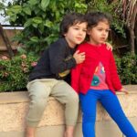Kareena Kapoor Instagram - Happy birthday our little princess …most beautiful in every way ..love,chocolate cake and happiness always …❤️❤️ @sakpataudi @kunalkemmu