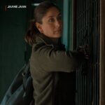 Kareena Kapoor Instagram - Many shades of Maya 😉 #JaaneJaan #JaaneJaanOnNetflix @kareenakapoorkhan @jaideepahlawat @itsvijayvarma @SujoyGhoshOfficial @jayshewakramani @akshaipuri #ThomasKim #AvikMukhopadhyay @gauravbose_vermillion @12thstreetentertainment_film @nlfilms.india @krosspictures @saregama_official