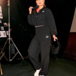 Kareena Kapoor Instagram - Steppin’ into the spotlight like 🔦👟 @pumaindia Click the link in bio to check out my favourite styles or visit PUMA.com, App & Stores. #PUMAxKKK #Ad