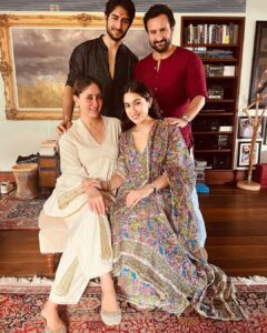 Kareena Kapoor Instagram - Family Ties❤️
@saraalikhan95 
@sakpataudi @______iak______ 
@sabapataudi