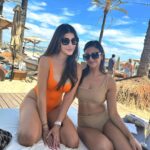 Karishma Kotak Instagram - DNA match ♾️🧬❤️ BEACH HOUSE Ibiza