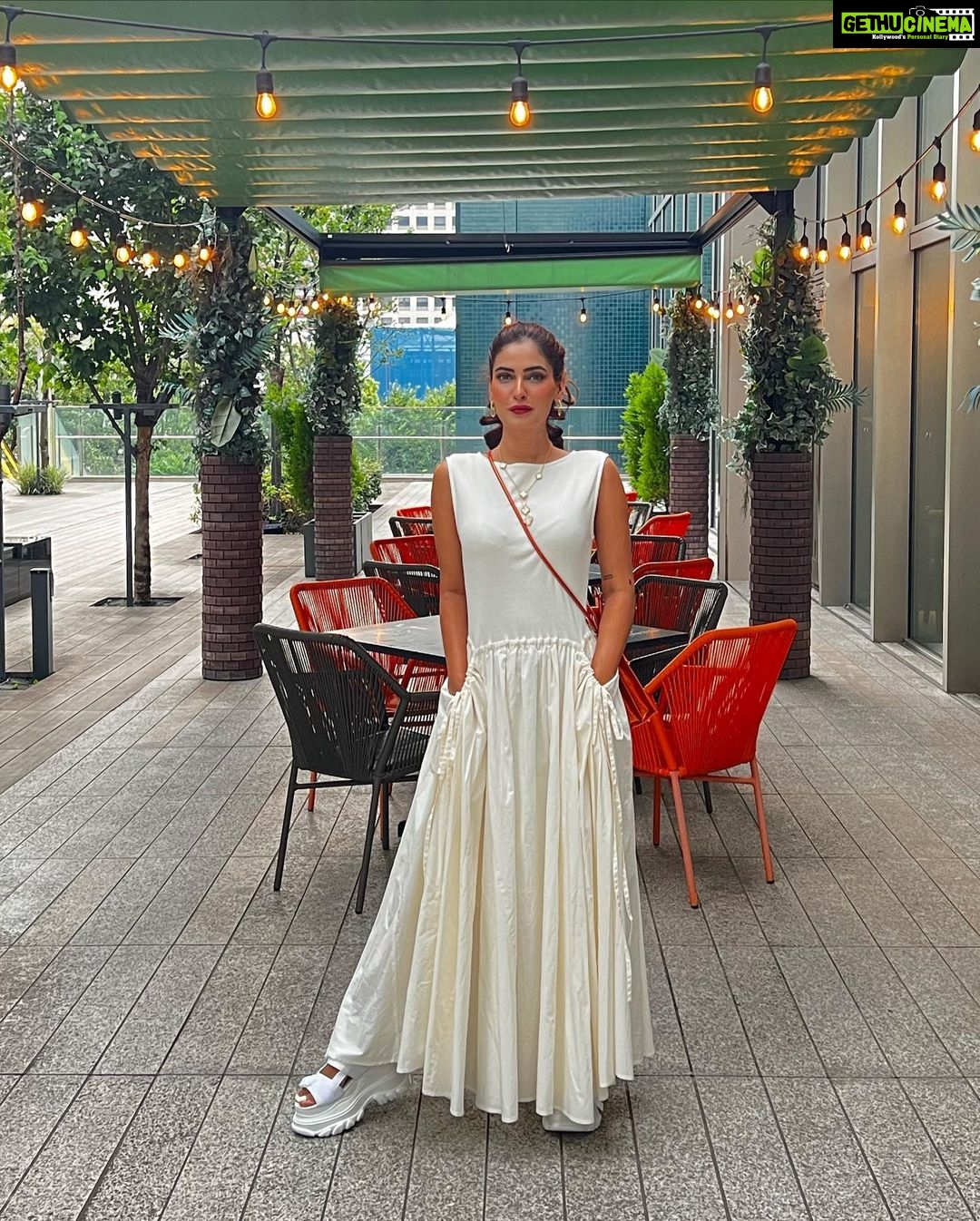 Karishma Sharma Instagram - Just another day In Japan ๐ฅข๐ฑ Got myself something vintage letโs see if you guys like it๐๐ Tokyo Japan