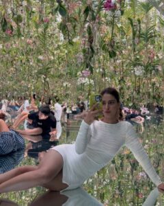 Karishma Sharma Instagram - Sweet as sugar cold as ice, hurt me once I'll break you twice ☺️ teamLab Planets TOKYO / チームラボプラネッツ