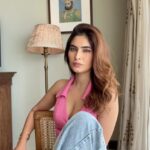 Karishma Sharma Instagram – Some quick Q&A for you guys, I’m gonna make a reel soon doing another one with your questions. 🤗

Lmk what you think?