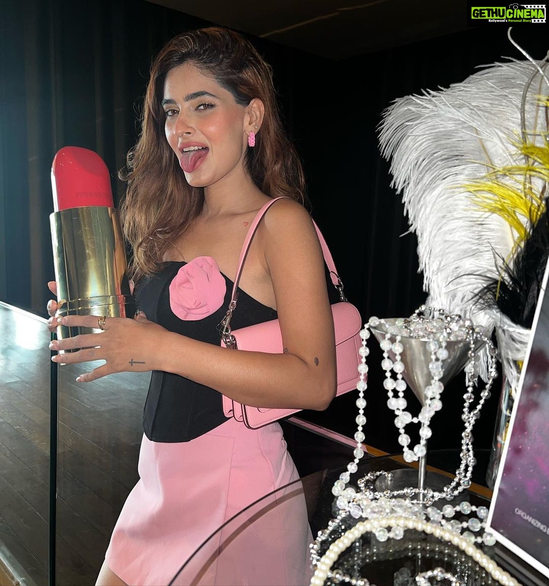 Karishma Sharma Instagram - I’ll never be content to stay forever In one place.I’m too madly in love with all the places I haven’t been,the people I haven’t met,and the streets I haven’t danced on. Thank you @sobangkok for hosting us and for the amazing hospitality.It was indeed an experience to be remembered.💖 @coastalinofficial SO/ Bangkok