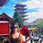 Karishma Sharma Instagram - Itafaaq Ek kaafi khubsoorat feeling so live it, kya pata “ Kal ho na ho” ❤️ Senso-Ji Temple, Asakusa, Tokyo Japan