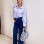 Karishma Sharma Instagram – Sunday working day, gives you monday Motivation. 
I am extremely grateful 💙🧿💙
