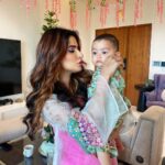Karishma Sharma Instagram - Ganesh Chaturthi, a time for modaks, music, and merriment! 🥮🎶 #GaneshChaturthi2023 #celebrationtime Outfit by @pallavijaipur