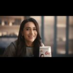 Karisma Kapoor Instagram - 🌟 Thrilled to share some exciting news with you all! 🌟 Discover the incredible taste and health benefits of Goyal Salt – ‘Ek Chutki Swaad Aur Sehat Ki, Goyal Salt’ is now a part of my daily routine! 🍽️✨ Make it yours too.😊 #GoyalSalt #NewBeginnings #SavorTheFlavor #SaltOfTheEarth”