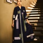 Karisma Kapoor Instagram - Feeling the blue beat 🩵🦋🖤