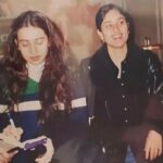 Karisma Kapoor Instagram – Always by each other’s side ❤️❤️👯♀️
#SisterLove #SiblingDayEveryday