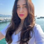 Karisma Kapoor Instagram - No filter just pink lips 🩷