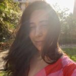 Karisma Kapoor Instagram - No filter Sunday 🌸 #sundayvibes