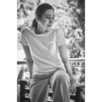 Karisma Kapoor Instagram – Always a pleasure Rohan,love the pics🤍
#Repost @rohanshrestha
・・・
Another day another opportunity to make images with Icons.
@therealkarismakapoor thank you for being so kind and patient with me that afternoon! 🖤🤍