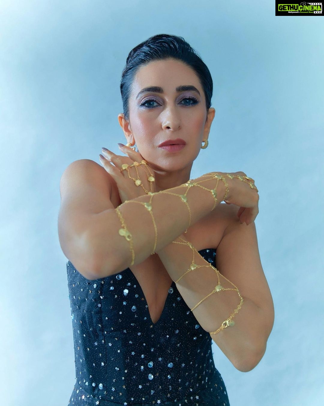 Karisma Kapoor Instagram - Ready for another spectacular night of fun and fashion with @nmacc.india 🔮🪩✨