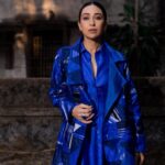 Karisma Kapoor Instagram - Ray of blue 💙 #outandabout
