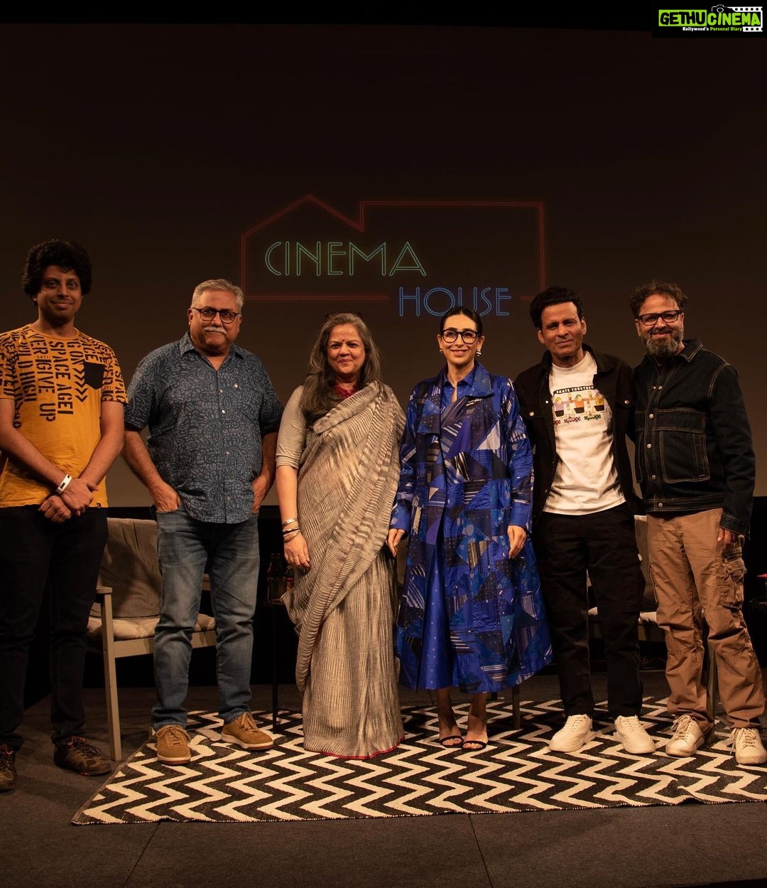 Karisma Kapoor Instagram - When Zubeidaa reunited with Victor π for a very special evening. #ShyamBenegalRetrospective at @g5afoundation #ShyamBenegal @bajpayee.manoj @khalidmohamed9487 @piabenegal9999 @nikkhiladvani @anuradha.parikh #AseemChhabra