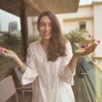 Karisma Kapoor Instagram - How it started and how it’s going 🌈 Happy Holi ❤️ #holifestival #loveandlight
