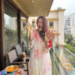 Karisma Kapoor Instagram - How it started and how it’s going 🌈 Happy Holi ❤️ #holifestival #loveandlight