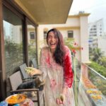 Karisma Kapoor Instagram - How it started and how it’s going 🌈 Happy Holi ❤️ #holifestival #loveandlight