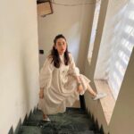 Karisma Kapoor Instagram - Take the stairs, you never know where it will lead 🐾 #thursdaze